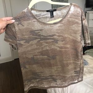 Camo tee